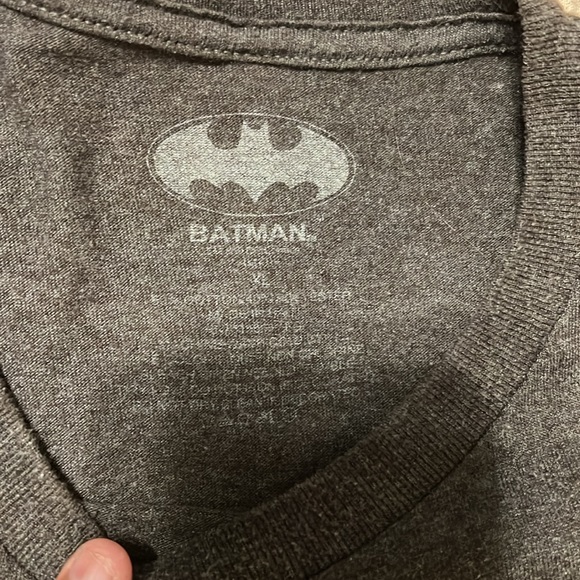 Men’s Batman XL T shirt - Picture 3 of 4